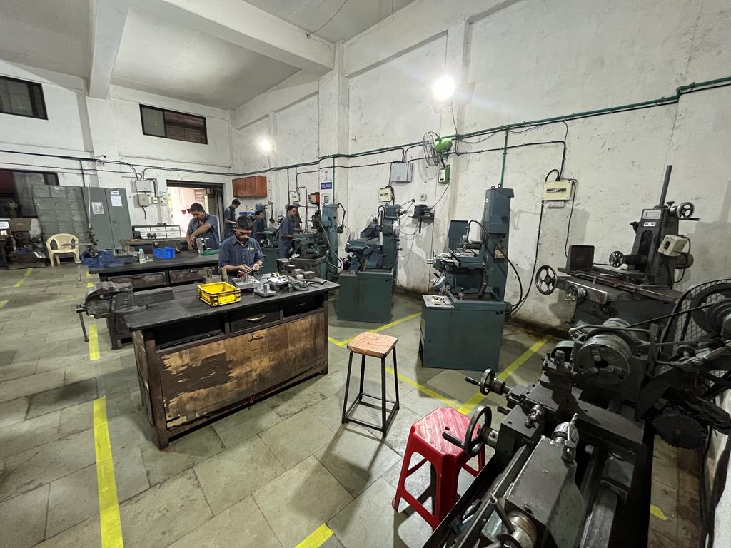 Inhouse_Machineries2